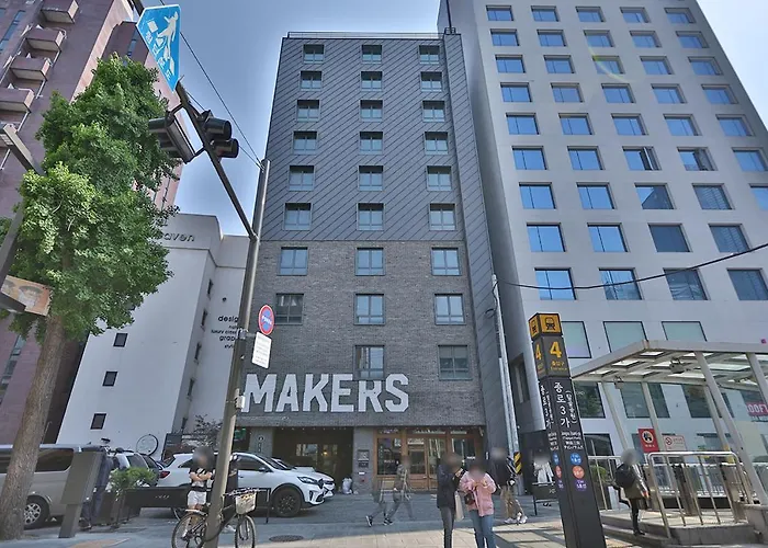 Hotel Jongro Makers X Pretty